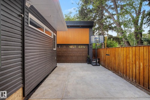 162 Mission Avenue, St. Albert, AB - Outdoor With Exterior