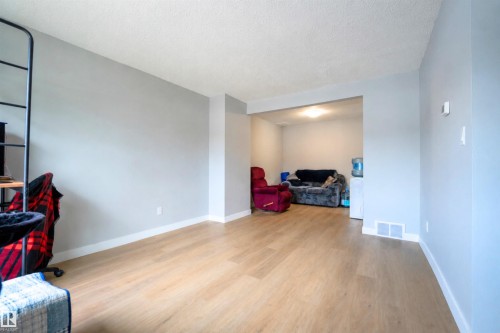 13225 47 Street Nw, Edmonton, AB - Indoor