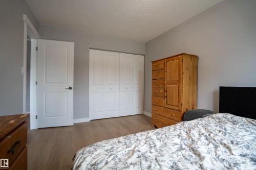 13225 47 Street Nw, Edmonton, AB - Indoor Photo Showing Bedroom