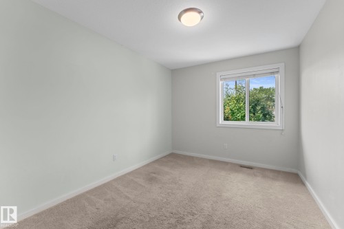 11840 122 Street Nw, Edmonton, AB - Indoor Photo Showing Other Room