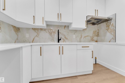 4303 36 Street, Beaumont, AB - Indoor Photo Showing Kitchen