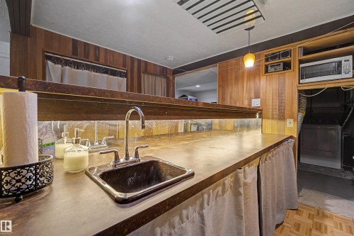 5420 146 Avenue Nw, Edmonton, AB - Indoor