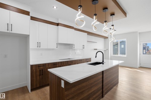 723 158 Avenue Ne, Edmonton, AB - Indoor Photo Showing Kitchen