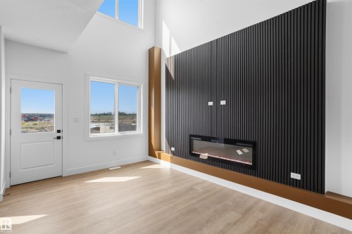 723 158 Avenue Ne, Edmonton, AB - Indoor With Fireplace