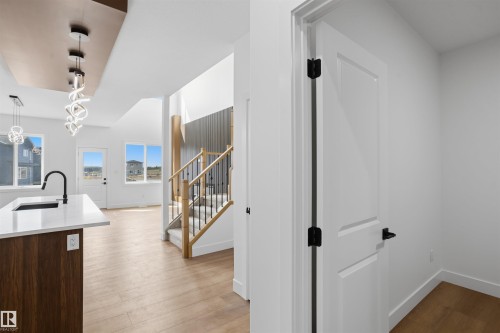 723 158 Avenue Ne, Edmonton, AB - Indoor