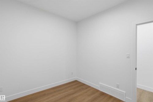 723 158 Avenue Ne, Edmonton, AB - Indoor Photo Showing Other Room