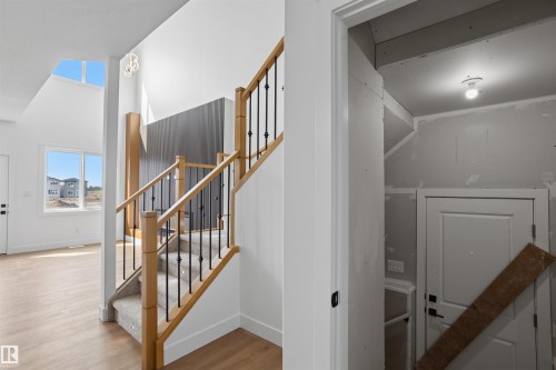 723 158 Avenue Ne, Edmonton, AB - Indoor Photo Showing Other Room