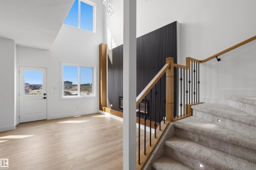 723 158 Avenue Ne, Edmonton, AB - Indoor Photo Showing Other Room