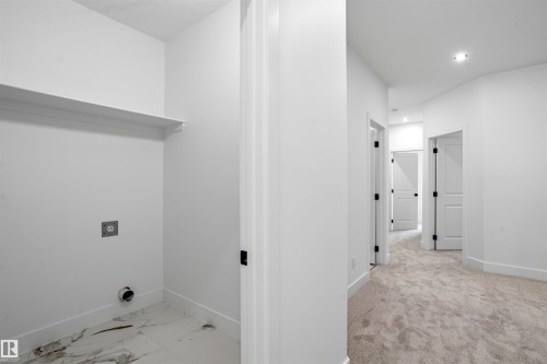 723 158 Avenue Ne, Edmonton, AB - Indoor Photo Showing Other Room