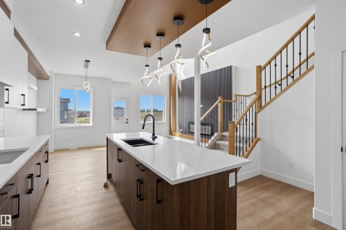 723 158 Avenue Ne, Edmonton, AB - Indoor Photo Showing Kitchen With Double Sink With Upgraded Kitchen