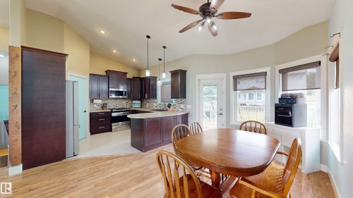 3809 52 Av, Drayton Valley, AB - Indoor Photo Showing Dining Room