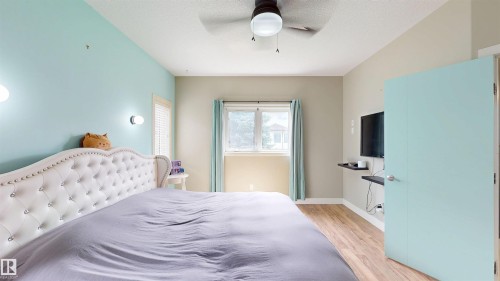 3809 52 Av, Drayton Valley, AB - Indoor Photo Showing Bedroom