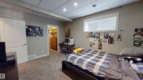 3809 52 Av, Drayton Valley, AB - Indoor Photo Showing Bedroom