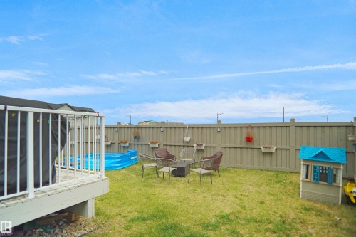 4709 Charles Bay Sw, Edmonton, AB - Outdoor