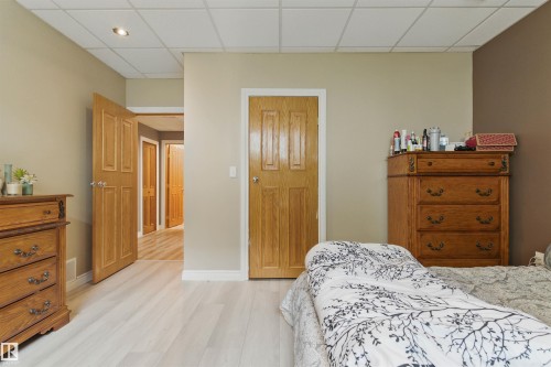 9716 160 Street Nw, Edmonton, AB - Indoor Photo Showing Bedroom