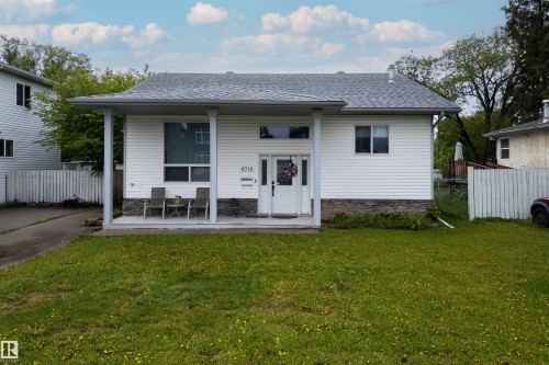 9716 160 Street Nw, Edmonton, AB - Outdoor