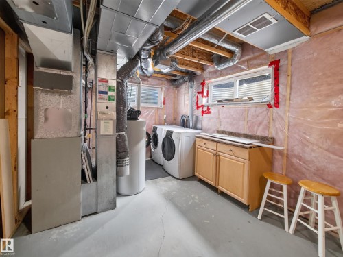 7835 Schmid Place Nw, Edmonton, AB - Indoor