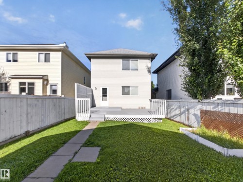 7835 Schmid Place Nw, Edmonton, AB - Outdoor
