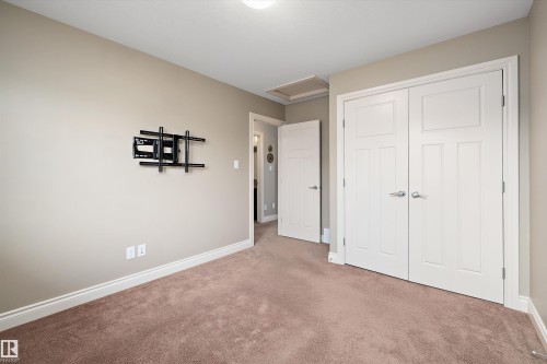 17332 6 Avenue Sw, Edmonton, AB - Indoor Photo Showing Other Room