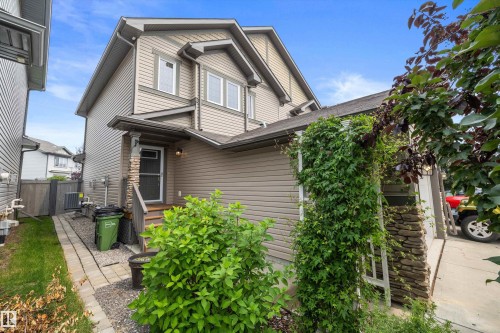 17332 6 Avenue Sw, Edmonton, AB - Outdoor