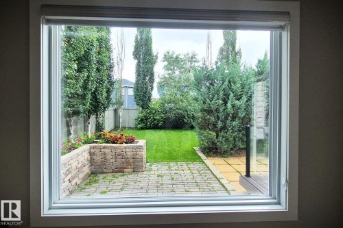 131 57 Street Sw, Edmonton, AB - Indoor Photo Showing Other Room