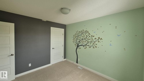 131 57 Street Sw, Edmonton, AB - Indoor Photo Showing Other Room