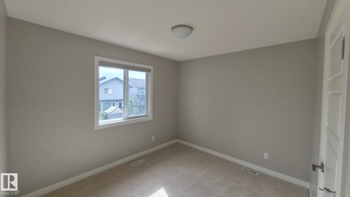 131 57 Street Sw, Edmonton, AB - Indoor Photo Showing Other Room