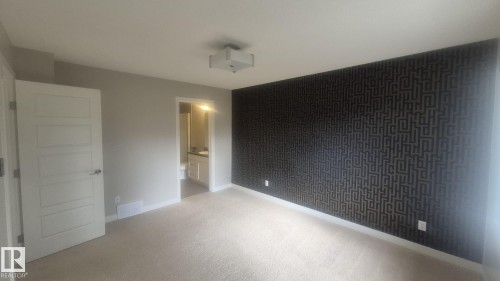 131 57 Street Sw, Edmonton, AB - Indoor Photo Showing Other Room
