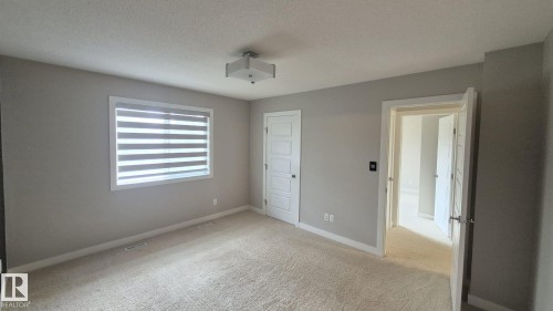 131 57 Street Sw, Edmonton, AB - Indoor Photo Showing Other Room