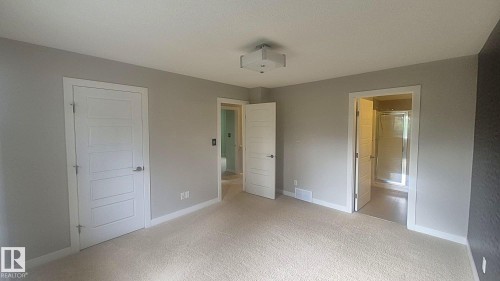131 57 Street Sw, Edmonton, AB - Indoor Photo Showing Other Room