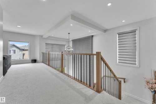 5208 23A Avenue Sw, Edmonton, AB - Indoor Photo Showing Other Room