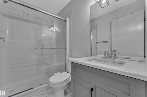 5208 23A Avenue Sw, Edmonton, AB - Indoor Photo Showing Bathroom