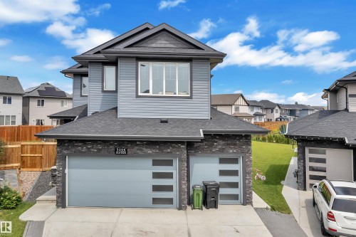 5208 23A Avenue Sw, Edmonton, AB - Outdoor