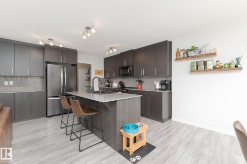 1757 Westerra Loop, Stony Plain, AB - Indoor Photo Showing Kitchen