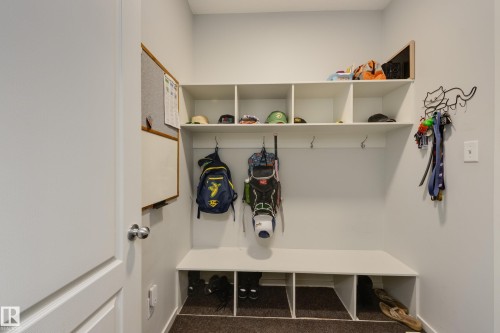 1020 Daniels Loop Sw, Edmonton, AB - Indoor With Storage