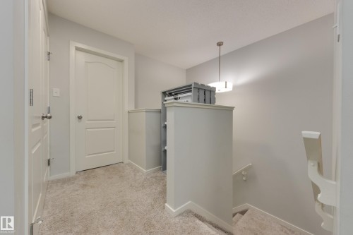 1020 Daniels Loop Sw, Edmonton, AB - Indoor Photo Showing Other Room