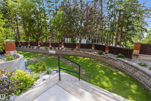 #105 10108 125 St Nw, Edmonton, AB - Outdoor