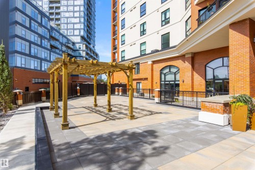 #105 10108 125 St Nw, Edmonton, AB - Outdoor