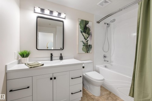 #105 10108 125 St Nw, Edmonton, AB - Indoor Photo Showing Bathroom