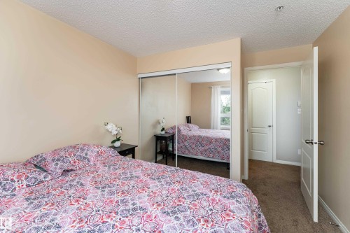 #339 1520 Hammond Ga Nw, Edmonton, AB - Indoor Photo Showing Bedroom