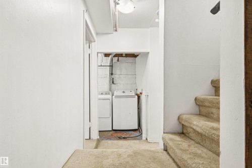 12014 58 Street Nw, Edmonton, AB - Indoor Photo Showing Laundry Room