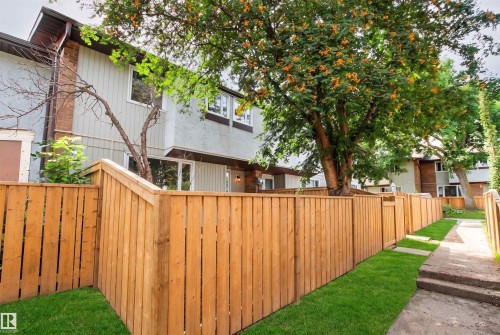 Yard - #9 14230 80 St Nw, Edmonton, AB - Outdoor