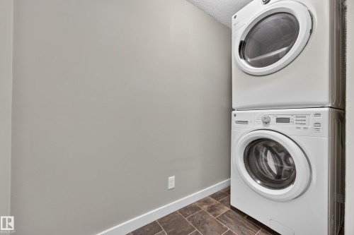 #222 5810 Mullen Pl Nw, Edmonton, AB - Indoor Photo Showing Laundry Room