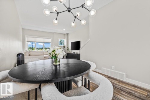 #4 1636 Kerr Rd Nw, Edmonton, AB - Indoor Photo Showing Dining Room