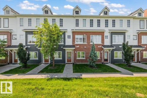 #4 1636 Kerr Rd Nw, Edmonton, AB - Outdoor With Facade