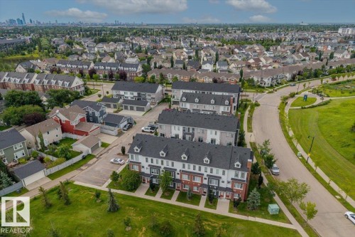 #4 1636 Kerr Rd Nw, Edmonton, AB - Outdoor With View