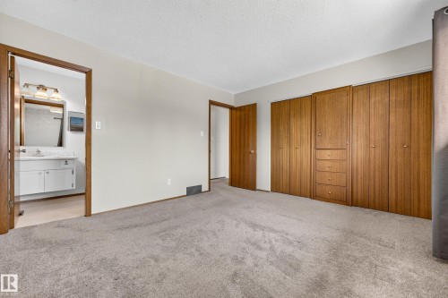 11727 27 Avenue Nw, Edmonton, AB - Indoor