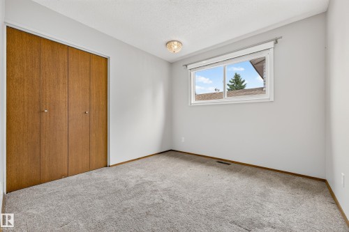 11727 27 Avenue Nw, Edmonton, AB - Indoor Photo Showing Other Room