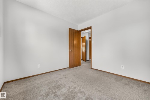 11727 27 Avenue Nw, Edmonton, AB - Indoor Photo Showing Other Room