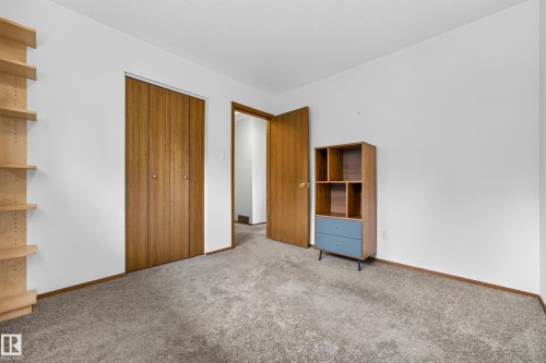 11727 27 Avenue Nw, Edmonton, AB - Indoor Photo Showing Other Room